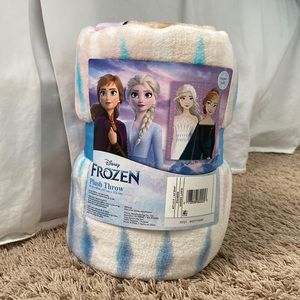 Disney’s Frozen 2 Blanket